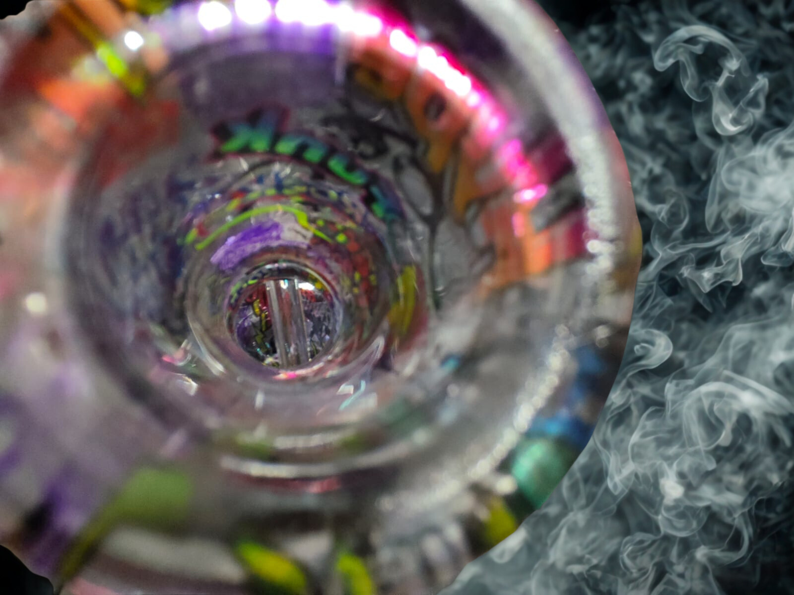 💜 Ultra mini Bong de Vidrio Pyrex Estilo Beaker 15cm - Edición Punk Rock / Graffiti - Image 5