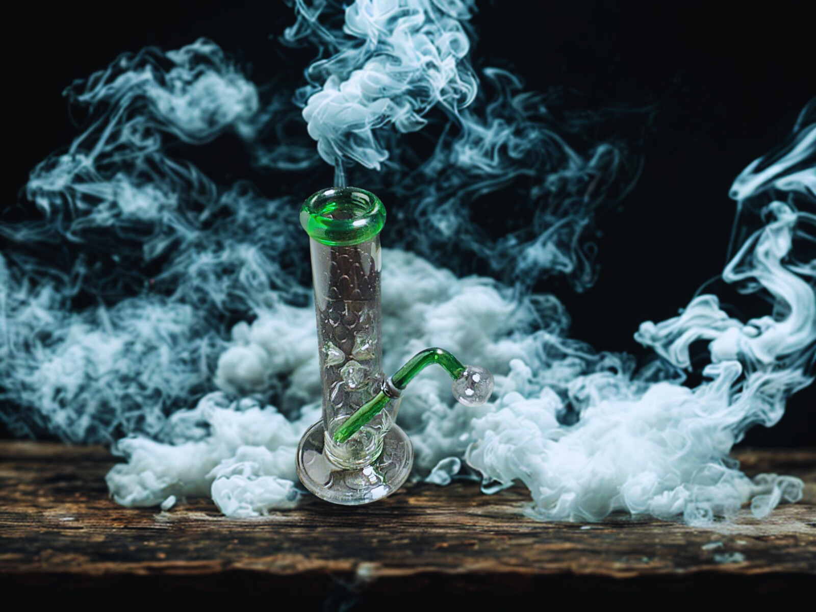 💚Bong Mediano/ Rig de Vidrio Pyrex 23cm - Toques Esmeralda 💎 - Image 3