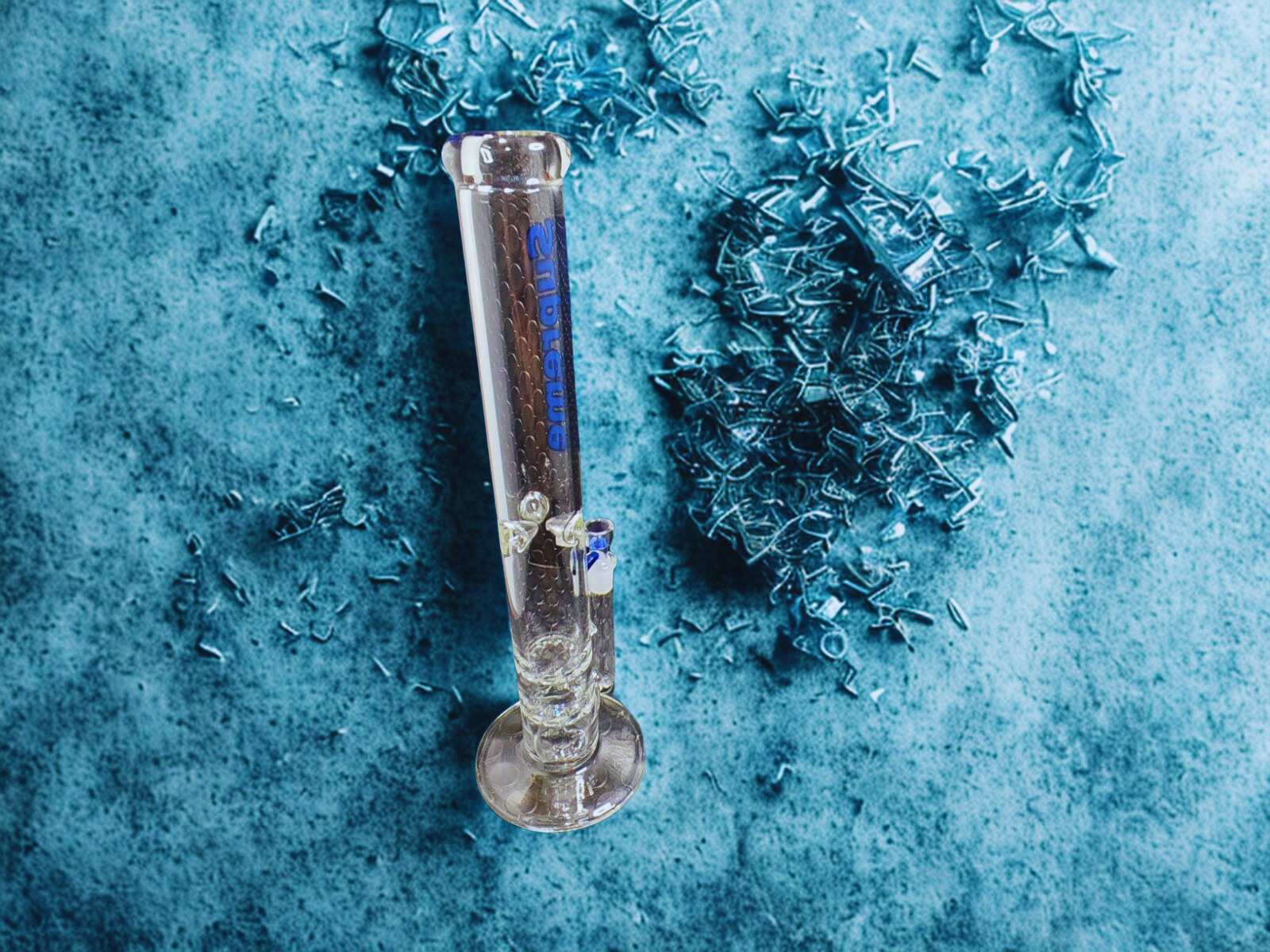 💎 Bong de Vidrio Pyrex de Tubo Recto 40cm -Logo 🏙️ - Image 4